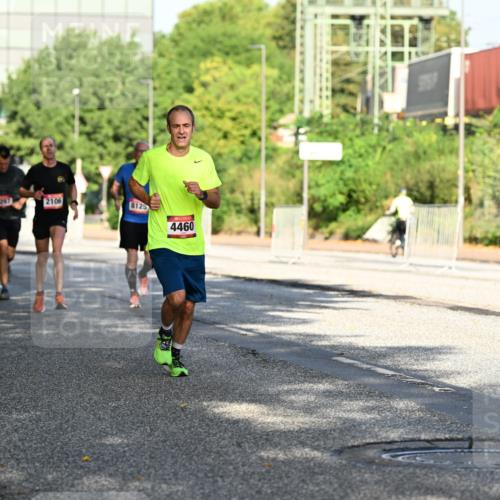 06.09.2026 - CURREX Alsterlauf Dr. Thomas Lammeyer http://msf.ph/oto/10125932 06.09.2026 09:44:14 Laufen 2106, 8125, 4311, 4460 meine-sportfotos.de