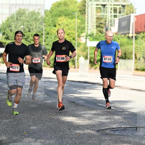 06.09.2026 - CURREX Alsterlauf Dr. Thomas Lammeyer http://msf.ph/oto/10125960 06.09.2026 09:44:16 Laufen 4311, 5297, 2106, 8125 meine-sportfotos.de