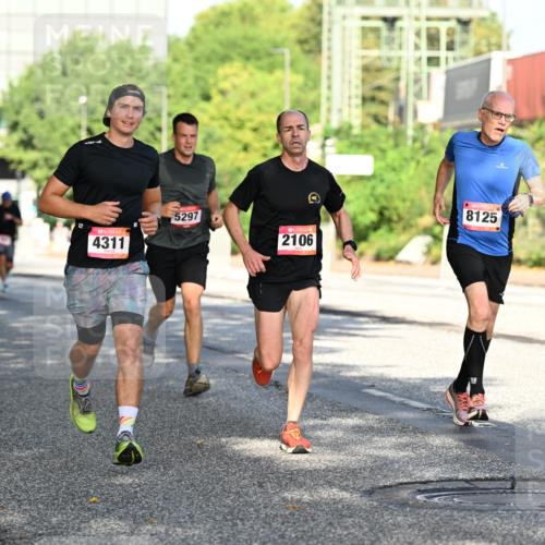 06.09.2026 - CURREX Alsterlauf Dr. Thomas Lammeyer http://msf.ph/oto/10125966 06.09.2026 09:44:17 Laufen 4311, 5297, 2106, 8125 meine-sportfotos.de