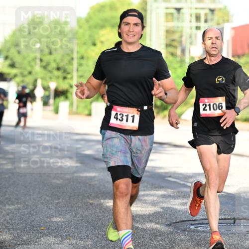 06.09.2026 - CURREX Alsterlauf Dr. Thomas Lammeyer http://msf.ph/oto/10125977 06.09.2026 09:44:18 Laufen 4311, 2106 meine-sportfotos.de