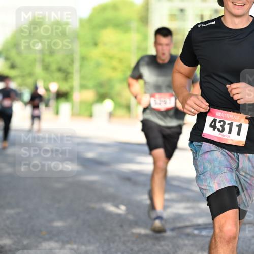 06.09.2026 - CURREX Alsterlauf Dr. Thomas Lammeyer http://msf.ph/oto/10125983 06.09.2026 09:44:19 Laufen 4311, 21, 21 meine-sportfotos.de