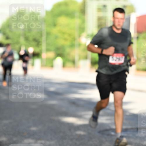 06.09.2026 - CURREX Alsterlauf Dr. Thomas Lammeyer http://msf.ph/oto/10125988 06.09.2026 09:44:19 Laufen  meine-sportfotos.de