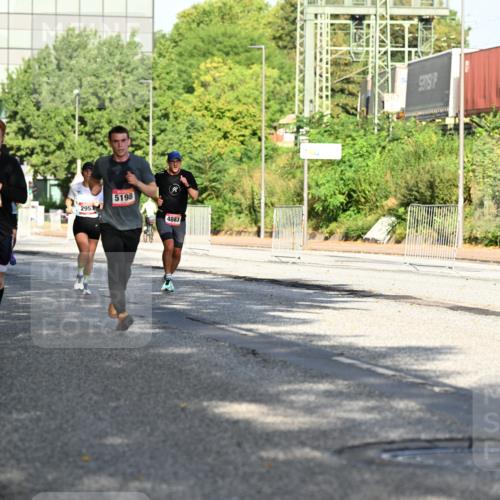06.09.2026 - CURREX Alsterlauf Dr. Thomas Lammeyer http://msf.ph/oto/10126004 06.09.2026 09:44:21 Laufen 5417, 6150, 2953, 5198, 4863 meine-sportfotos.de