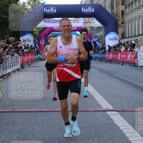 06.09.2026 - CURREX Alsterlauf Strokosch-Dieckow http://msf.ph/oto/10126104 06.09.2026 09:46:40 Ziel 2556, 3617, 4663, 4877, 5430, 5544, 6109 meine-sportfotos.de