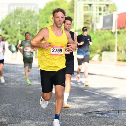 06.09.2026 - CURREX Alsterlauf Dr. Thomas Lammeyer http://msf.ph/oto/10126218 06.09.2026 09:44:49 Laufen 4204, 2759, 350 meine-sportfotos.de
