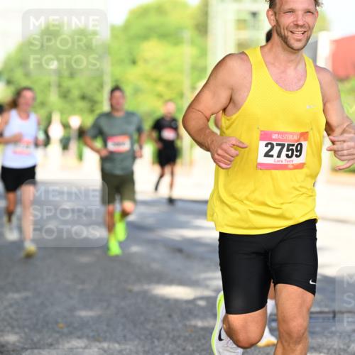 06.09.2026 - CURREX Alsterlauf Dr. Thomas Lammeyer http://msf.ph/oto/10126226 06.09.2026 09:44:49 Laufen 2759 meine-sportfotos.de