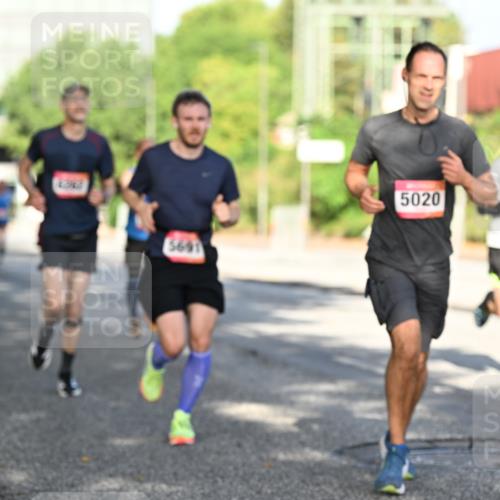 06.09.2026 - CURREX Alsterlauf Dr. Thomas Lammeyer http://msf.ph/oto/10126319 06.09.2026 09:45:01 Laufen 5691, 5020 meine-sportfotos.de