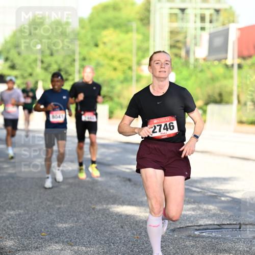 06.09.2026 - CURREX Alsterlauf Dr. Thomas Lammeyer http://msf.ph/oto/10126344 06.09.2026 09:45:05 Laufen 8041, 2746 meine-sportfotos.de