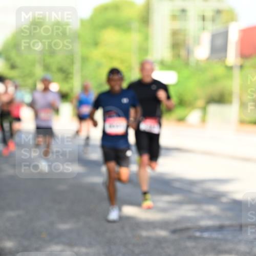 06.09.2026 - CURREX Alsterlauf Dr. Thomas Lammeyer http://msf.ph/oto/10126351 06.09.2026 09:45:06 Laufen  meine-sportfotos.de