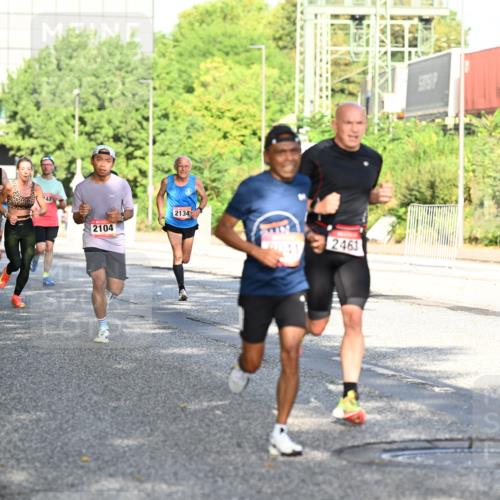 06.09.2026 - CURREX Alsterlauf Dr. Thomas Lammeyer http://msf.ph/oto/10126352 06.09.2026 09:45:06 Laufen 5315, 3665, 4718, 2104, 2134, 2463 meine-sportfotos.de