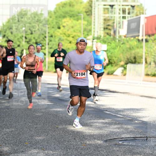 06.09.2026 - CURREX Alsterlauf Dr. Thomas Lammeyer http://msf.ph/oto/10126363 06.09.2026 09:45:08 Laufen 4710, 580, 2104, 2134 meine-sportfotos.de
