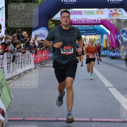 06.09.2026 - CURREX Alsterlauf Strokosch-Dieckow http://msf.ph/oto/10126398 06.09.2026 09:47:11 Ziel 2569, 2605, 4306, 4598, 5297, 5403, 5417, 5877, 6150, 8104, 8125 meine-sportfotos.de