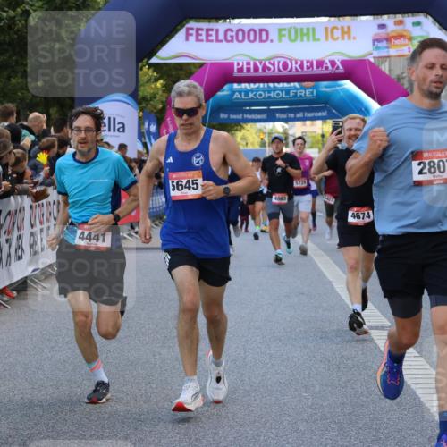 06.09.2026 - CURREX Alsterlauf Strokosch-Dieckow http://msf.ph/oto/10126545 06.09.2026 09:47:23 Ziel 2106, 2807, 4441, 4598, 4674, 4863, 5389, 5645, 5729, 6021, 6172 meine-sportfotos.de