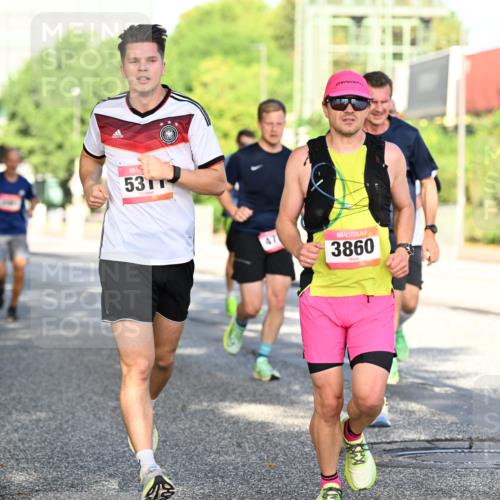 06.09.2026 - CURREX Alsterlauf Dr. Thomas Lammeyer http://msf.ph/oto/10126549 06.09.2026 09:45:31 Laufen 531, 47, 3860 meine-sportfotos.de