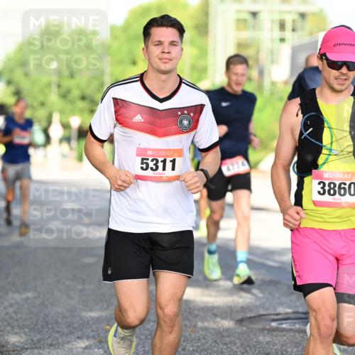 06.09.2026 - CURREX Alsterlauf Dr. Thomas Lammeyer http://msf.ph/oto/10126553 06.09.2026 09:45:31 Laufen 5311, 4774, 3860 meine-sportfotos.de