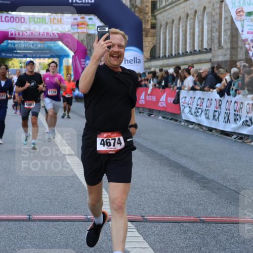 06.09.2026 - CURREX Alsterlauf Strokosch-Dieckow http://msf.ph/oto/10126581 06.09.2026 09:47:26 Ziel 2106, 2807, 4441, 4674, 4863, 5389, 5407, 5645, 5729, 6021, 6172 meine-sportfotos.de