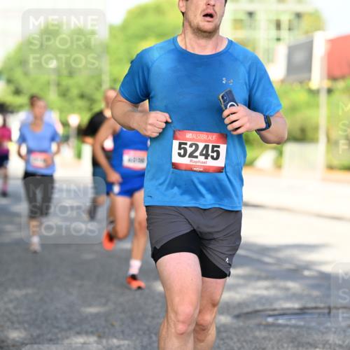 06.09.2026 - CURREX Alsterlauf Dr. Thomas Lammeyer http://msf.ph/oto/10126609 06.09.2026 09:45:37 Laufen 5245 meine-sportfotos.de