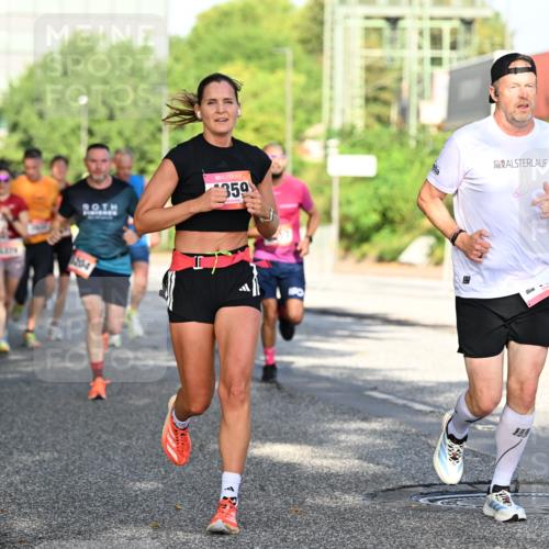 06.09.2026 - CURREX Alsterlauf Dr. Thomas Lammeyer http://msf.ph/oto/10126647 06.09.2026 09:45:42 Laufen 1374, 204, 359 meine-sportfotos.de