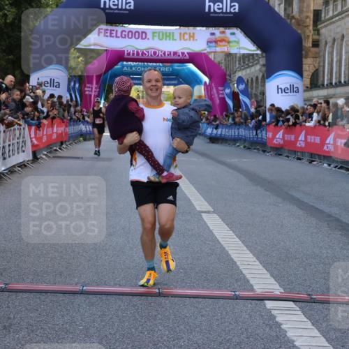 06.09.2026 - CURREX Alsterlauf Strokosch-Dieckow http://msf.ph/oto/10126648 06.09.2026 09:47:37 Ziel 2865, 2953, 3386, 4313, 5309, 5863, 6378, 8189 meine-sportfotos.de