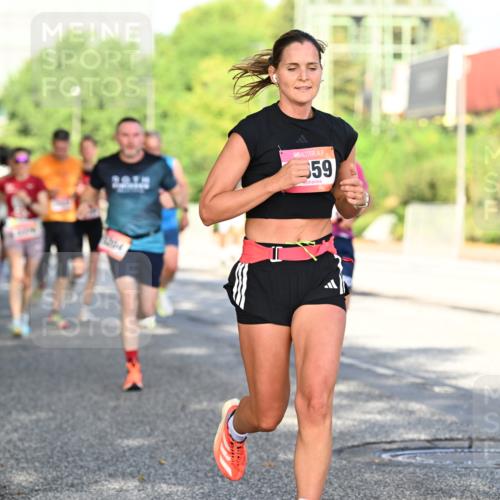 06.09.2026 - CURREX Alsterlauf Dr. Thomas Lammeyer http://msf.ph/oto/10126655 06.09.2026 09:45:42 Laufen 59 meine-sportfotos.de