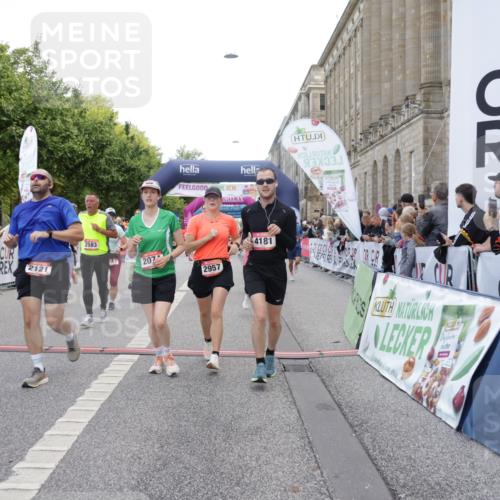 06.09.2026 - CURREX Alsterlauf Yannick Fuchs http://msf.ph/oto/10126668 06.09.2026 10:04:43 Ziel 2074, 2121, 2203, 2278, 2357, 2583, 2658, 2957, 3004, 3005, 3101, 3451, 4052, 4181, 4413, 4415, 4431, 4516, 4744, 4874, 5275, 5503, 5504, 5566, 5568, 5576, 5767, 6063, 8237 meine-sportfotos.de