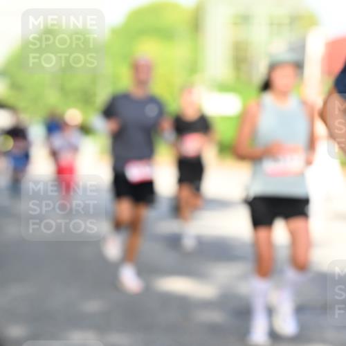 06.09.2026 - CURREX Alsterlauf Dr. Thomas Lammeyer http://msf.ph/oto/10126707 06.09.2026 09:45:48 Laufen 59 meine-sportfotos.de