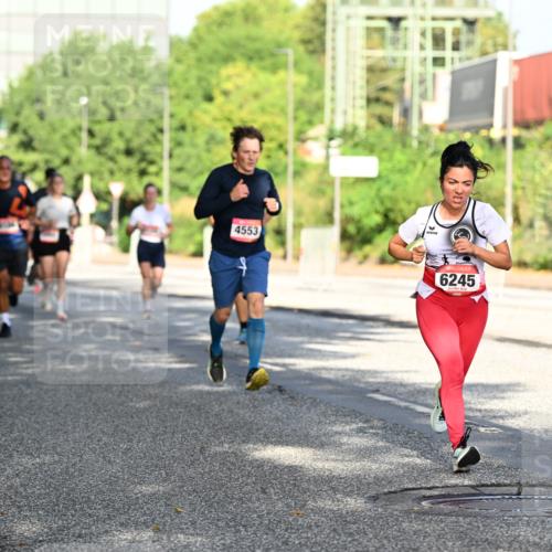 06.09.2026 - CURREX Alsterlauf Dr. Thomas Lammeyer http://msf.ph/oto/10126737 06.09.2026 09:45:52 Laufen 4553, 6245 meine-sportfotos.de