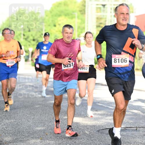 06.09.2026 - CURREX Alsterlauf Dr. Thomas Lammeyer http://msf.ph/oto/10126786 06.09.2026 09:45:57 Laufen 3880, 42, 195, 5251, 5992, 8106, 6124 meine-sportfotos.de