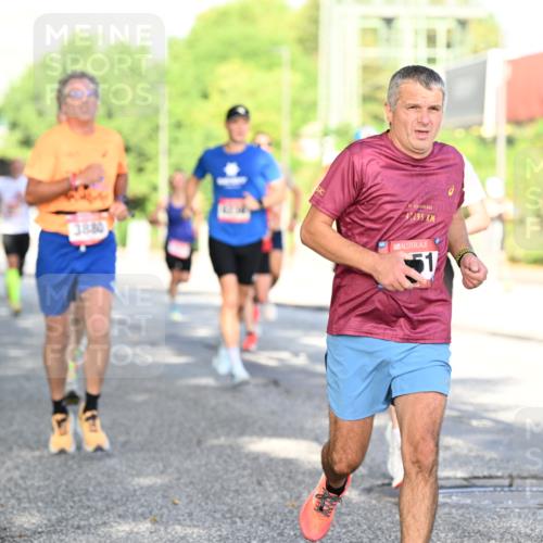 06.09.2026 - CURREX Alsterlauf Dr. Thomas Lammeyer http://msf.ph/oto/10126794 06.09.2026 09:45:58 Laufen 3880, 4, 195, 51 meine-sportfotos.de