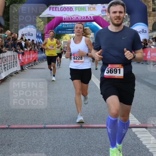 06.09.2026 - CURREX Alsterlauf Strokosch-Dieckow http://msf.ph/oto/10126837 06.09.2026 09:47:52 Ziel 2759, 4145, 5020, 5704, 5845, 6228, 6262 meine-sportfotos.de