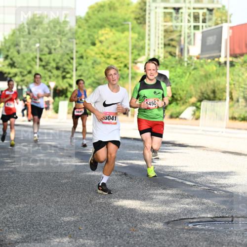 06.09.2026 - CURREX Alsterlauf Dr. Thomas Lammeyer http://msf.ph/oto/10126886 06.09.2026 09:46:09 Laufen 6415, 5041, 5450 meine-sportfotos.de
