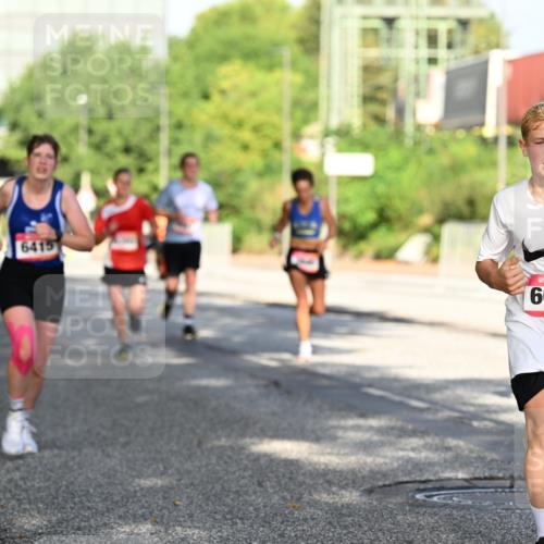 06.09.2026 - CURREX Alsterlauf Dr. Thomas Lammeyer http://msf.ph/oto/10126909 06.09.2026 09:46:10 Laufen 6415, 604 meine-sportfotos.de