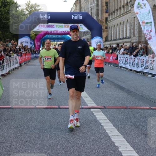 06.09.2026 - CURREX Alsterlauf Strokosch-Dieckow http://msf.ph/oto/10127015 06.09.2026 09:47:59 Ziel 2114, 2463, 2759, 4145, 4718, 4743, 5020, 5076, 5219, 5845, 5932, 6228 meine-sportfotos.de