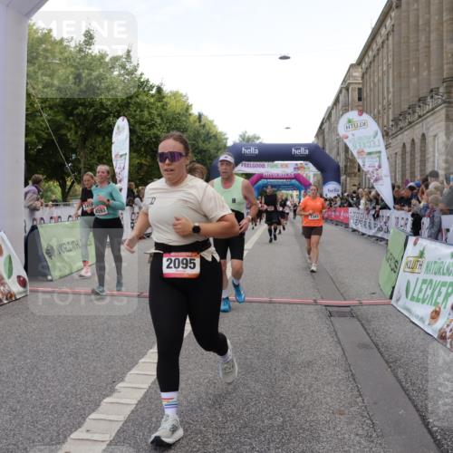 06.09.2026 - CURREX Alsterlauf Yannick Fuchs http://msf.ph/oto/10127021 06.09.2026 10:04:55 Ziel 2095, 2133, 2278, 2343, 2512, 2776, 3109, 3412, 3452, 3853, 3854, 3968, 4593, 4704, 4892, 5022, 5568, 6282, 8242 meine-sportfotos.de