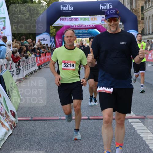 06.09.2026 - CURREX Alsterlauf Strokosch-Dieckow http://msf.ph/oto/10127026 06.09.2026 09:48:00 Ziel 2114, 2463, 2759, 3665, 4145, 4718, 4743, 5020, 5076, 5219, 5845, 5932 meine-sportfotos.de