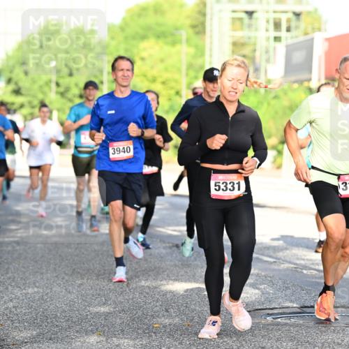 06.09.2026 - CURREX Alsterlauf Dr. Thomas Lammeyer http://msf.ph/oto/10127028 06.09.2026 09:46:23 Laufen 3940, 5331, 3113 meine-sportfotos.de
