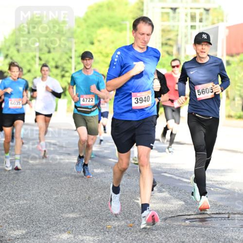 06.09.2026 - CURREX Alsterlauf Dr. Thomas Lammeyer http://msf.ph/oto/10127037 06.09.2026 09:46:24 Laufen 6035, 4722, 3940, 5605, 533 meine-sportfotos.de