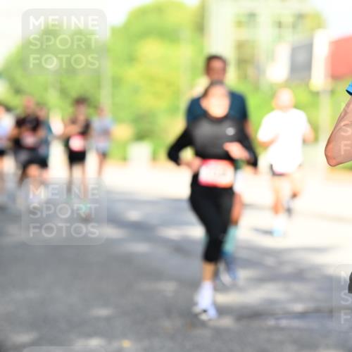 06.09.2026 - CURREX Alsterlauf Dr. Thomas Lammeyer http://msf.ph/oto/10127070 06.09.2026 09:46:28 Laufen 60 meine-sportfotos.de