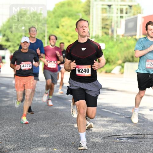 06.09.2026 - CURREX Alsterlauf Dr. Thomas Lammeyer http://msf.ph/oto/10127103 06.09.2026 09:46:33 Laufen 4275, 6240, 4240, 5784 meine-sportfotos.de