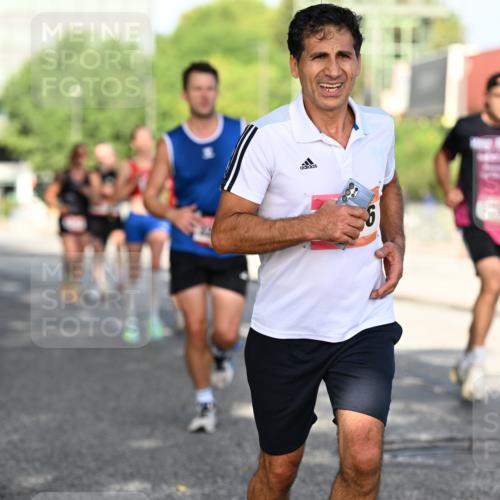 06.09.2026 - CURREX Alsterlauf Dr. Thomas Lammeyer http://msf.ph/oto/10127151 06.09.2026 09:46:38 Laufen 6 meine-sportfotos.de