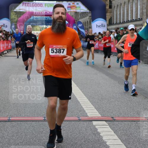 06.09.2026 - CURREX Alsterlauf Strokosch-Dieckow http://msf.ph/oto/10127251 06.09.2026 10:01:03 Ziel 2251, 3312, 3735, 3941, 4628, 4914, 5145, 5387, 6250, 6283, 6353, 6356, 8207, 8215 meine-sportfotos.de
