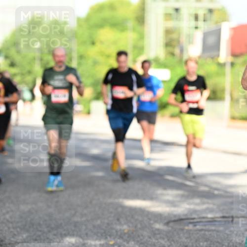 06.09.2026 - CURREX Alsterlauf Dr. Thomas Lammeyer http://msf.ph/oto/10127299 06.09.2026 09:46:53 Laufen 2 meine-sportfotos.de