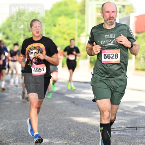06.09.2026 - CURREX Alsterlauf Dr. Thomas Lammeyer http://msf.ph/oto/10127328 06.09.2026 09:46:55 Laufen 4951, 20, 22, 5628, 5346 meine-sportfotos.de