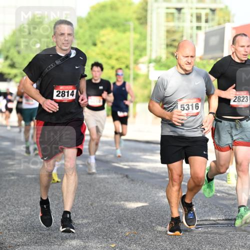 06.09.2026 - CURREX Alsterlauf Dr. Thomas Lammeyer http://msf.ph/oto/10127351 06.09.2026 09:46:57 Laufen 2814, 5316, 2823 meine-sportfotos.de
