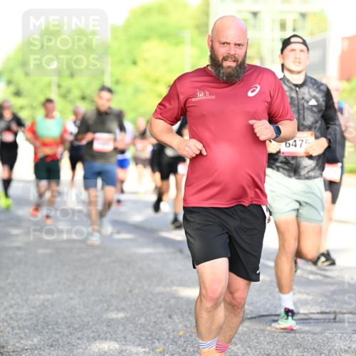 06.09.2026 - CURREX Alsterlauf Dr. Thomas Lammeyer http://msf.ph/oto/10127417 06.09.2026 09:47:04 Laufen 6475, 11 meine-sportfotos.de