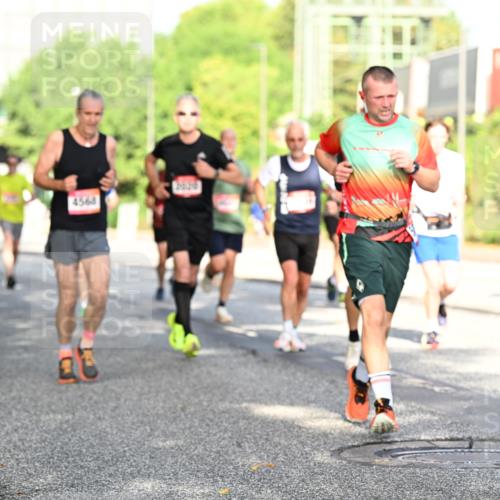 06.09.2026 - CURREX Alsterlauf Dr. Thomas Lammeyer http://msf.ph/oto/10127451 06.09.2026 09:47:07 Laufen 4439, 4568 meine-sportfotos.de