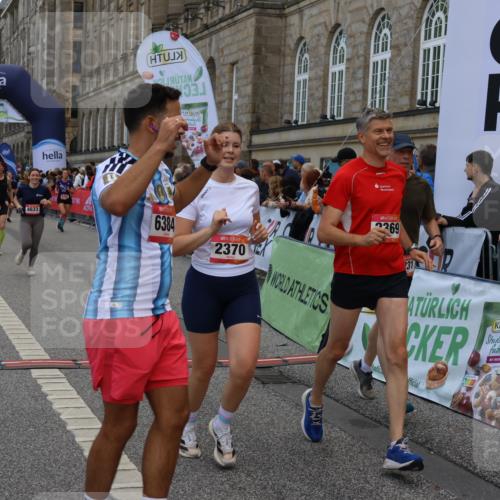 06.09.2026 - CURREX Alsterlauf Strokosch-Dieckow http://msf.ph/oto/10127455 06.09.2026 10:01:16 Ziel 2307, 2369, 2370, 2400, 2478, 2485, 2882, 3401, 3730, 3740, 4049, 4120, 4418, 4429, 4533, 4633, 4701, 5092, 5317, 5785, 6231, 6384, 6386, 8120 meine-sportfotos.de