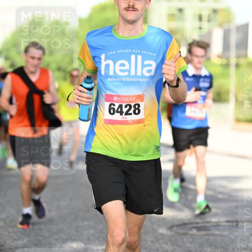 06.09.2026 - CURREX Alsterlauf Dr. Thomas Lammeyer http://msf.ph/oto/10127484 06.09.2026 09:47:11 Laufen 11, 6428 meine-sportfotos.de