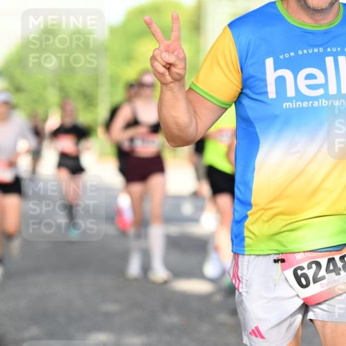 06.09.2026 - CURREX Alsterlauf Dr. Thomas Lammeyer http://msf.ph/oto/10127542 06.09.2026 09:47:16 Laufen 6248 meine-sportfotos.de