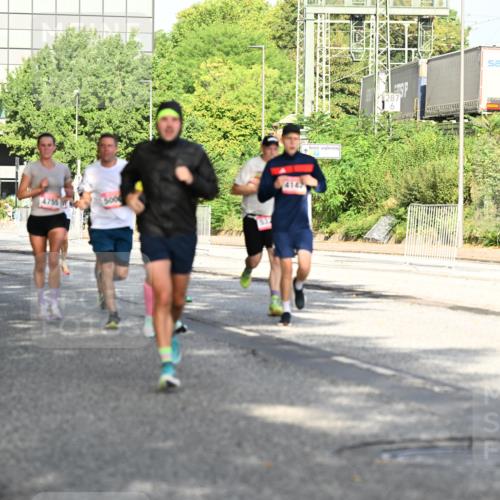 06.09.2026 - CURREX Alsterlauf Dr. Thomas Lammeyer http://msf.ph/oto/10127572 06.09.2026 09:47:20 Laufen 4142 meine-sportfotos.de
